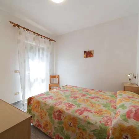 Baia Azzurra Апарт-отель Каполивери