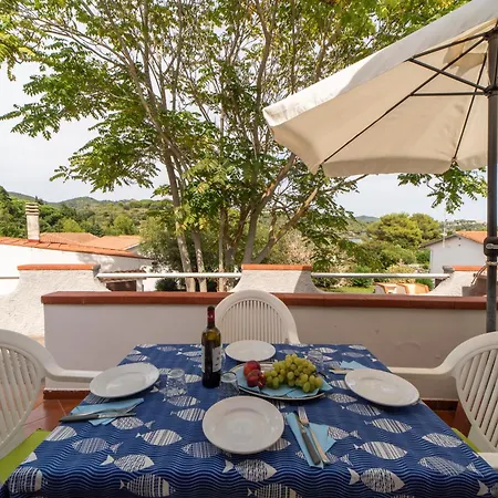 Baia Azzurra Апарт-отель 3*