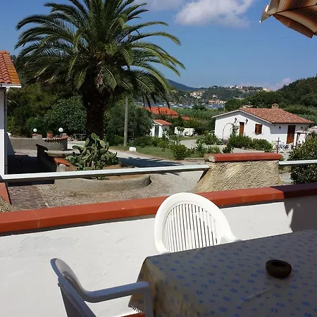 Baia Azzurra Каполивери