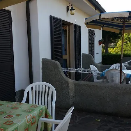 Aparthotel Baia Azzurra 3*